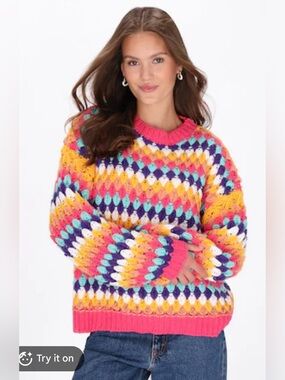 NWT Hers & Mine Multi-Color Scalloped Ripple Knit Sweater